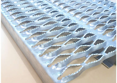 Diamante antirresbaladizo perforado de aluminio 2&quot; de la calzada 3 del puntal del apretón profundidad del canal