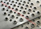 Seguridad de aluminio del metal del tablón del puntal del apretón que ralla rallar perforado Q235 de las tendencias de las escaleras
