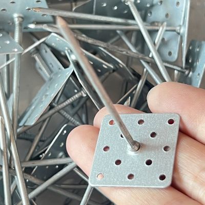 1.6x24x24mm Pinos de aislamiento perforados de aluminio autoadhesivos utilizados para fijaciones de aislamiento de paredes externas