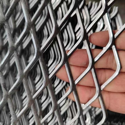 Rejilla de seguridad de metal ampliada para el panel de cubierta del remolque