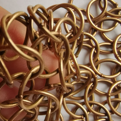 Accesorios para el interior funcional con malla de anillo de malla de cadena de oro