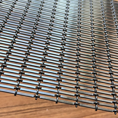 Negro arquitectónico de acero inoxidable de Mesh Metal Woven Wire Spray de la fachada para la cerca decorativa