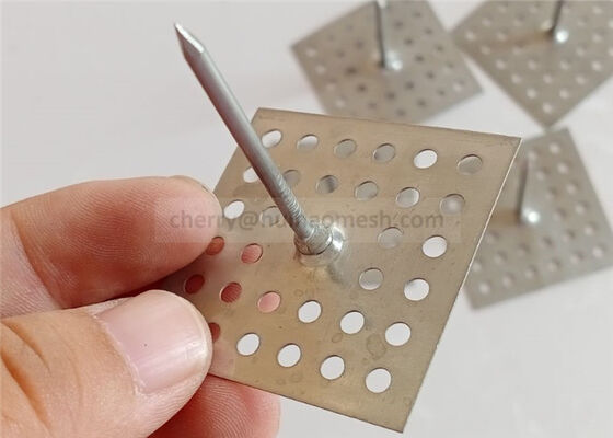 Fijaciones de conexión con pines aislantes de 12 calibres con base perforada