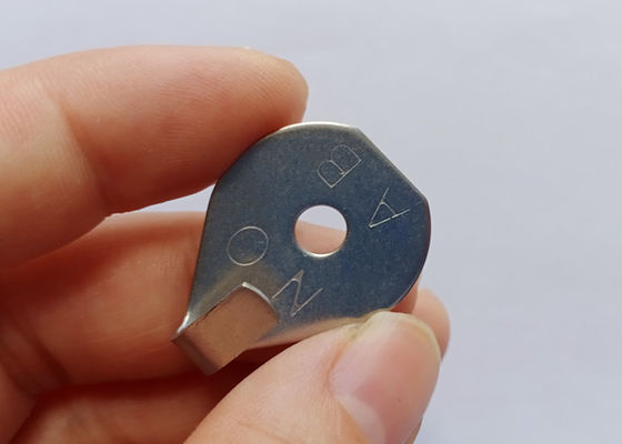 Gancho de acero inoxidable del cordón del agujero de los accesorios del aislamiento solo para las cubiertas de Removeable