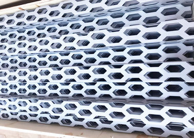 Los paneles de aluminio perforados incombustibles de la fachada de Audi con los agujeros de 26*61m m