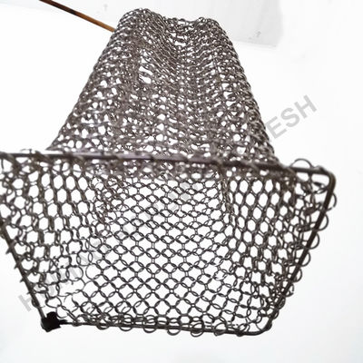 El color plata soldó con autógena la pared de 1.2m m Ring Mesh Fabric For Decoration Facade